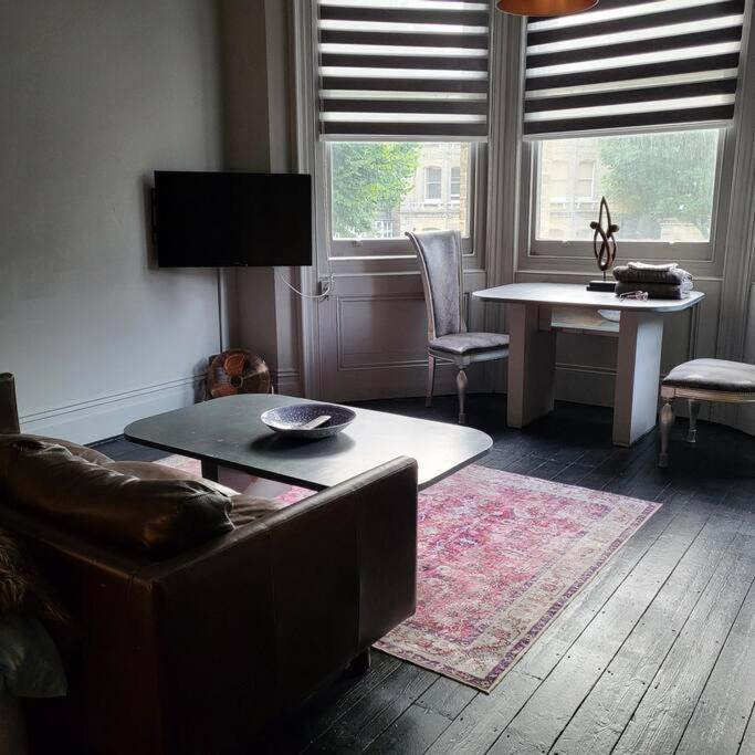 Elegant Studio In Central Hove - 5 Min Walk To Beach - 10 Min To Brighton Ngoại thất bức ảnh